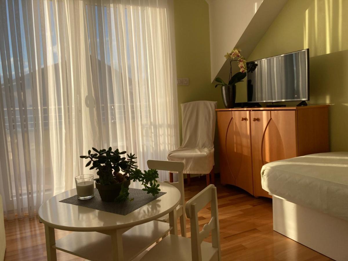 Natasha'S Garden House Daire Dol pri Ljubljani Dış mekan fotoğraf